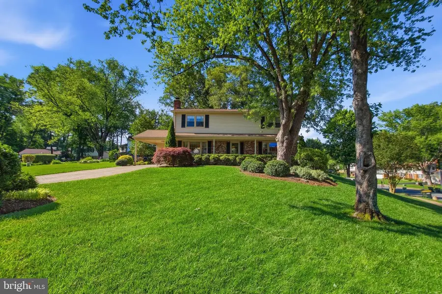 9385 Saddlemount Ct, Springfield, VA 22153 - #2