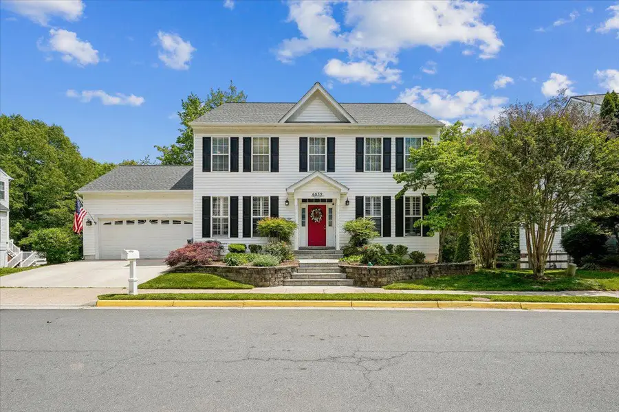 6859 Colonel Taylor Ln, Centreville, VA 20121 - #2