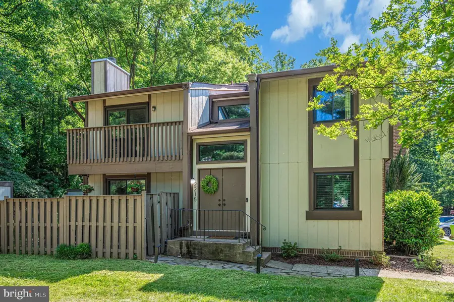 2215 Glencourse Ln, Reston, VA 20191 - #3