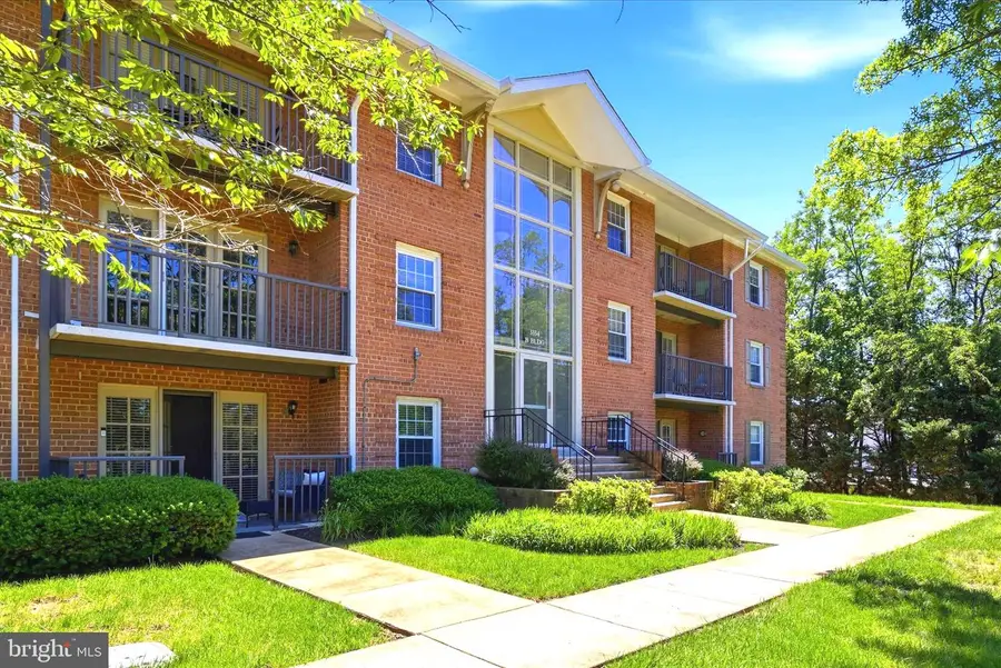 3334 Spring Ln #b-46, Falls Church, VA 22041 - #2
