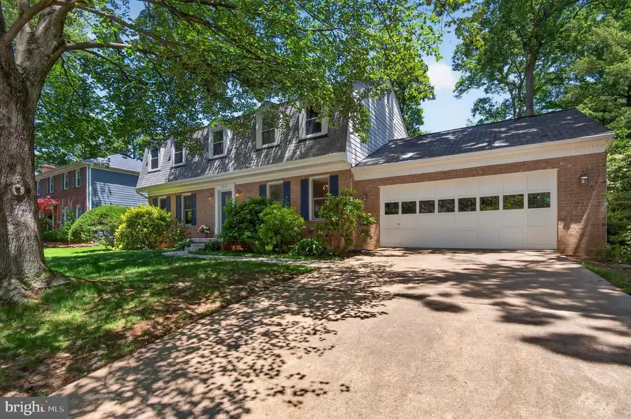 5410 Waycross Dr, Alexandria, VA 22310 - #2