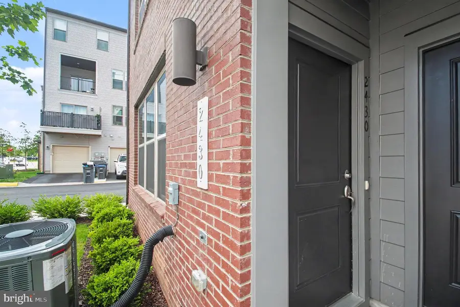 2430 Silver Line Aly, Herndon, VA 20171 - #3