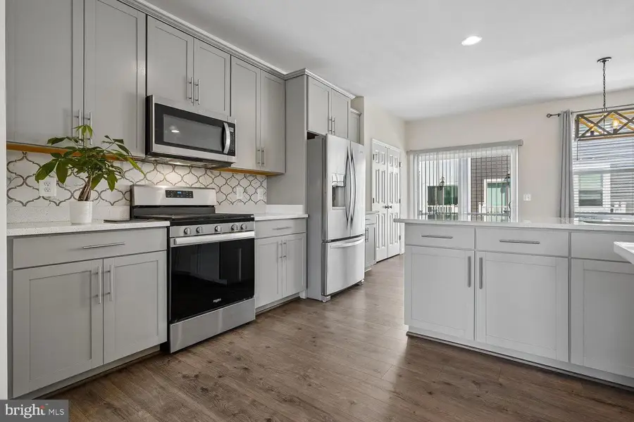 8358 Sallyport St, Lorton, VA 22079 - #2