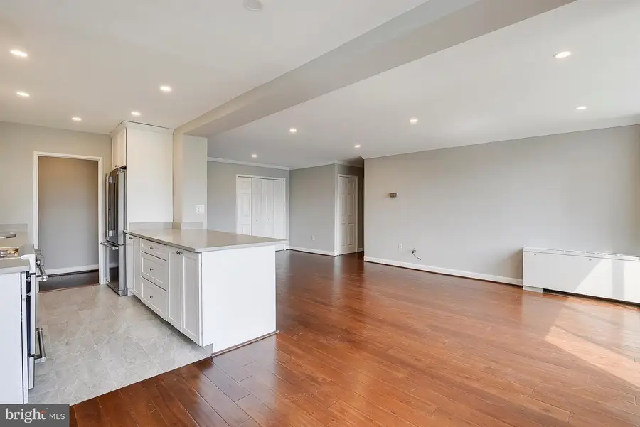 6621 Wakefield Dr #302, Alexandria, VA 22307 - #3