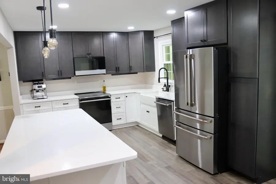 11533 Pine Cone Ct, Reston, VA 20191 - #3