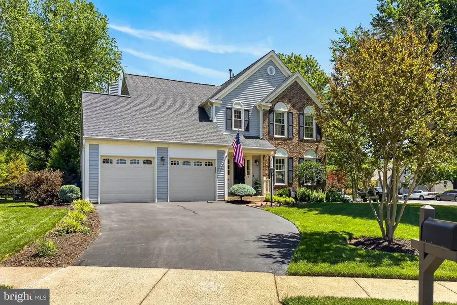 6463 Woodmere Pl, Centreville, VA 20120 - #3
