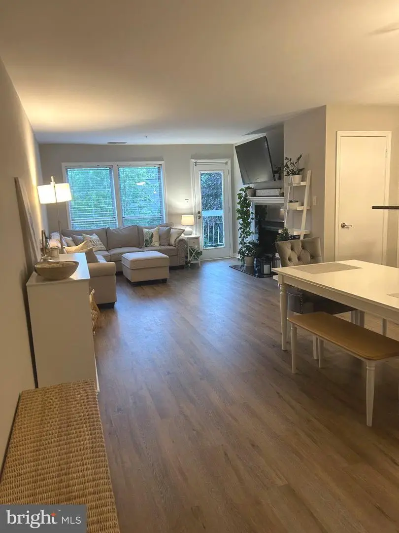 3176 Summit Dr #4-d7, Oakton, VA 22124 - #2