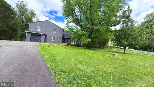 717 Kentland Dr, GREAT FALLS, VA 22066