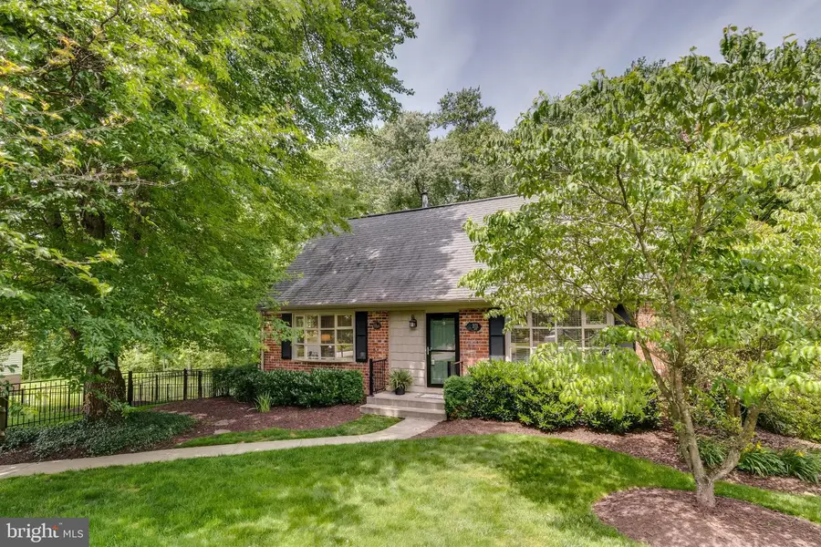 5074 Dequincey Dr, Fairfax, VA 22032 - #3