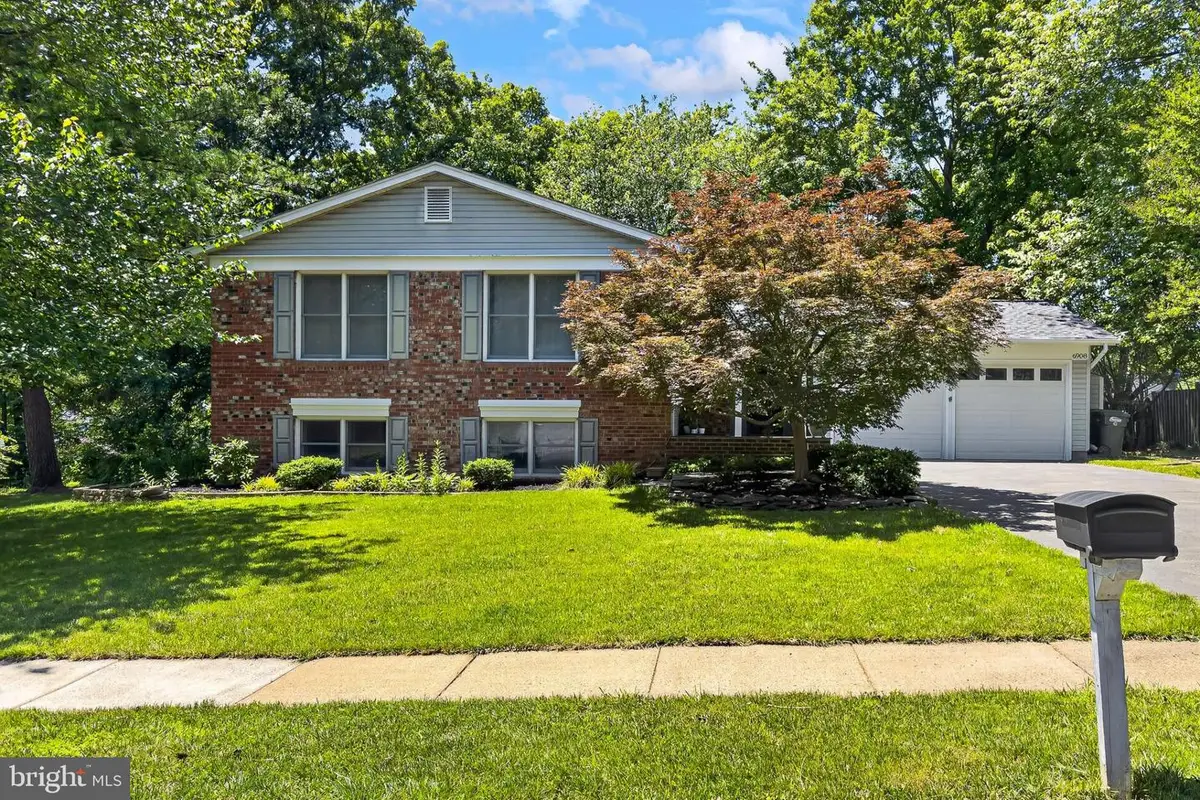 6908 Rochambeau Pl, Springfield, VA 22153 - #1