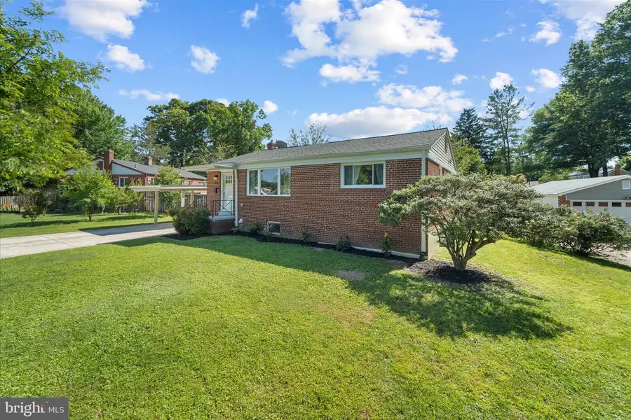 6915 Kingwood Dr, Falls Church, VA 22042 - #2