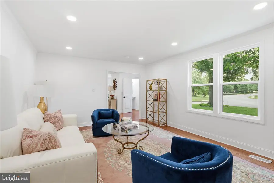 4773 Farndon Ct, Fairfax, VA 22032 - #3