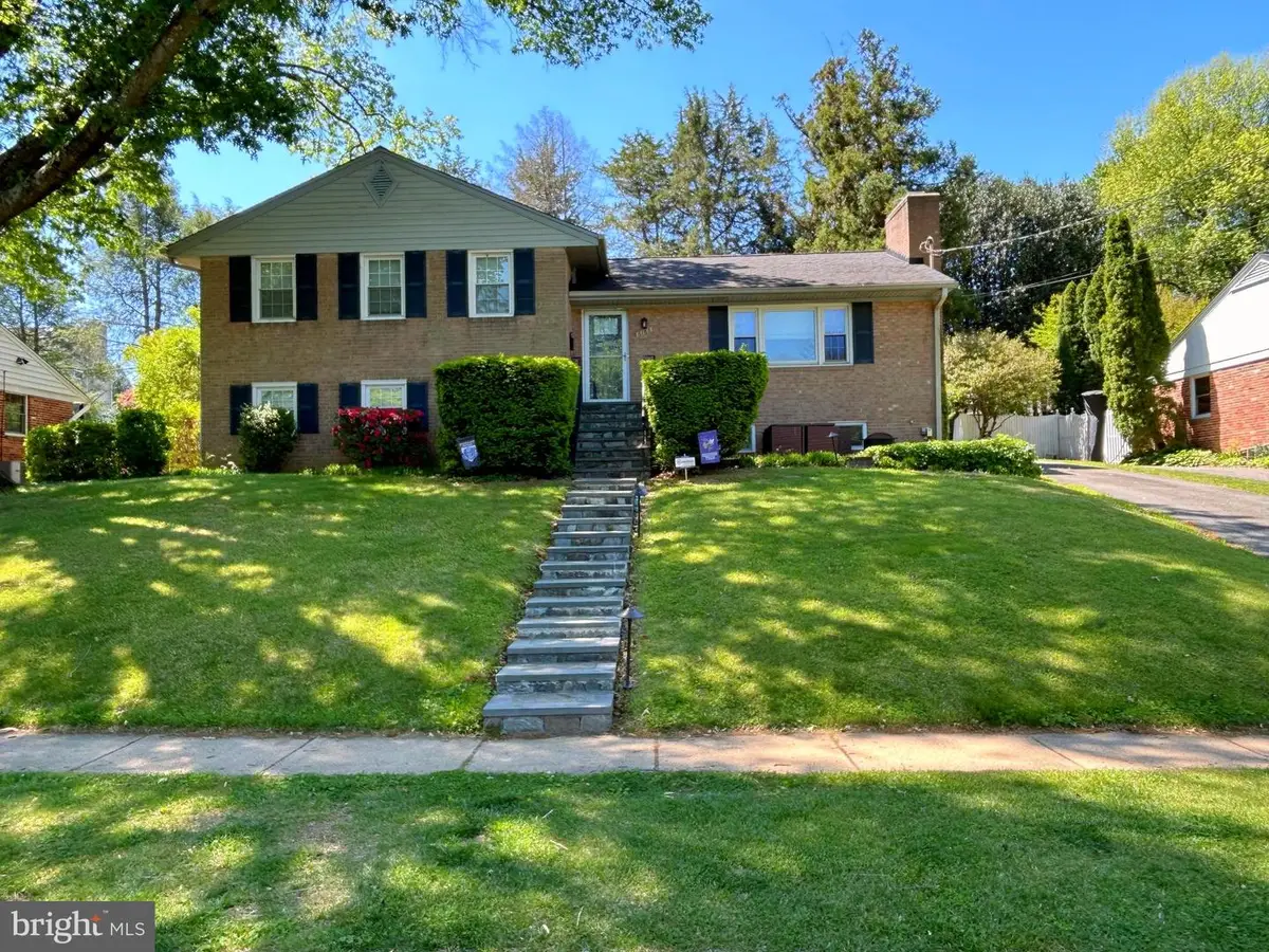 6163 Kellogg Dr, McLean, VA 22101 - #1