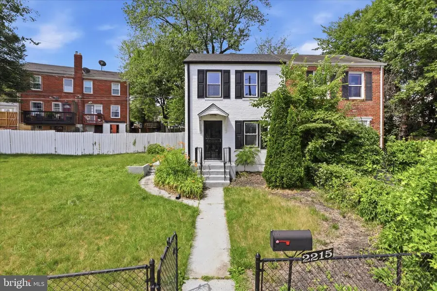 2215 Farrington Ave, Alexandria, VA 22303 - #2