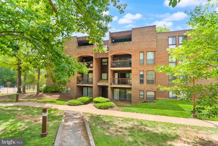 11200 Chestnut Grove Sq #302, Reston, VA 20190 - #2
