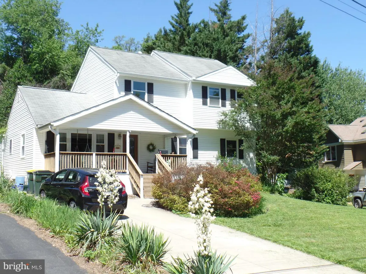 7730 Leonard Dr, Falls Church, VA 22043 - #1