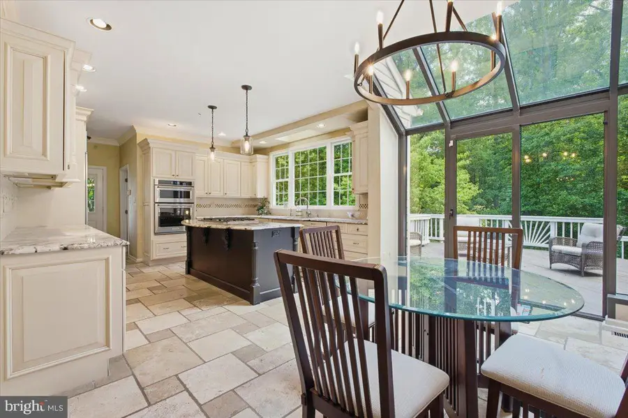 11224 Devereux Manor Ln, Fairfax Station, VA 22039 - #3