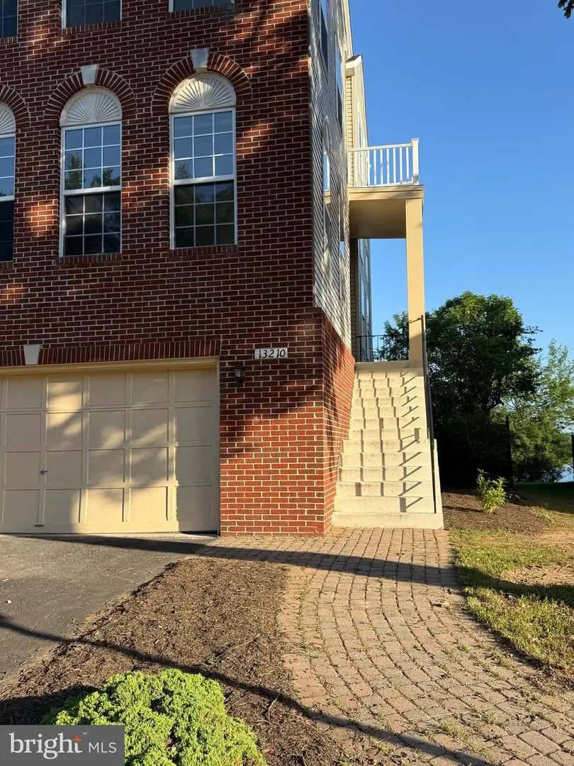 13210 Goose Pond Ln, Fairfax, VA 22033 - #2