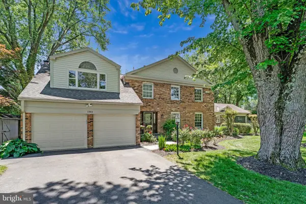 1301 Stone Meadow Way, VIENNA, VA 22182