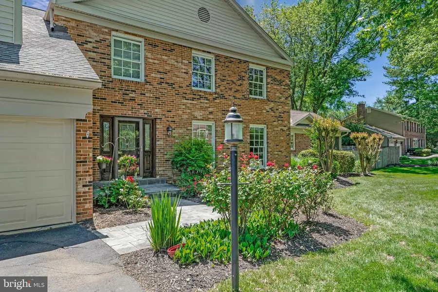 1301 Stone Meadow Way, Vienna, VA 22182 - #2