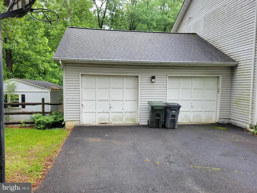 2449 Casmar St, Vienna, VA 22180 - #2
