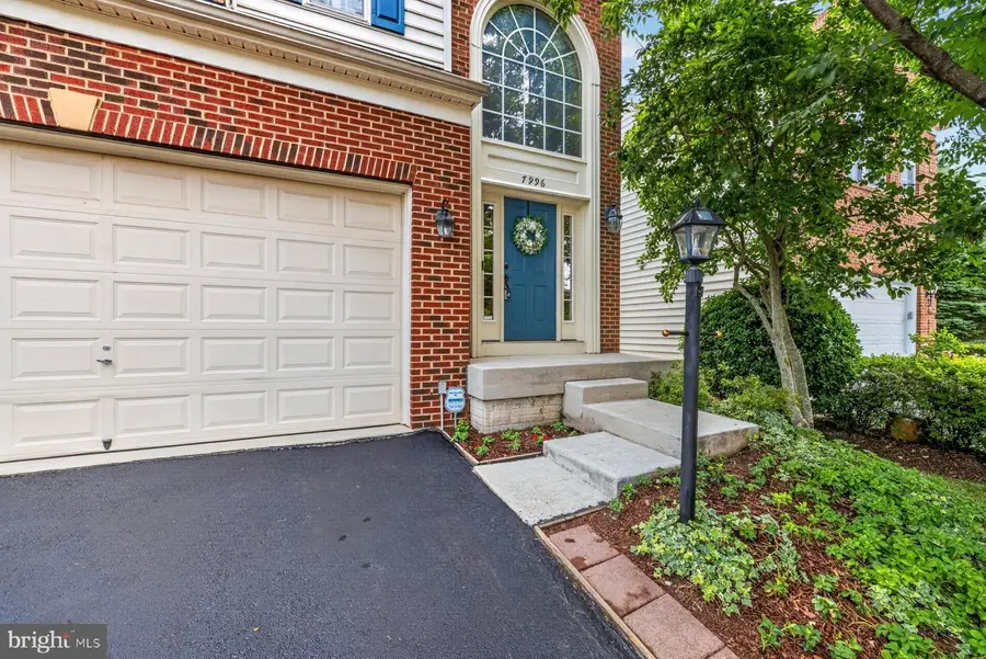 7996 Almeda Ct, Lorton, VA 22079 - #2