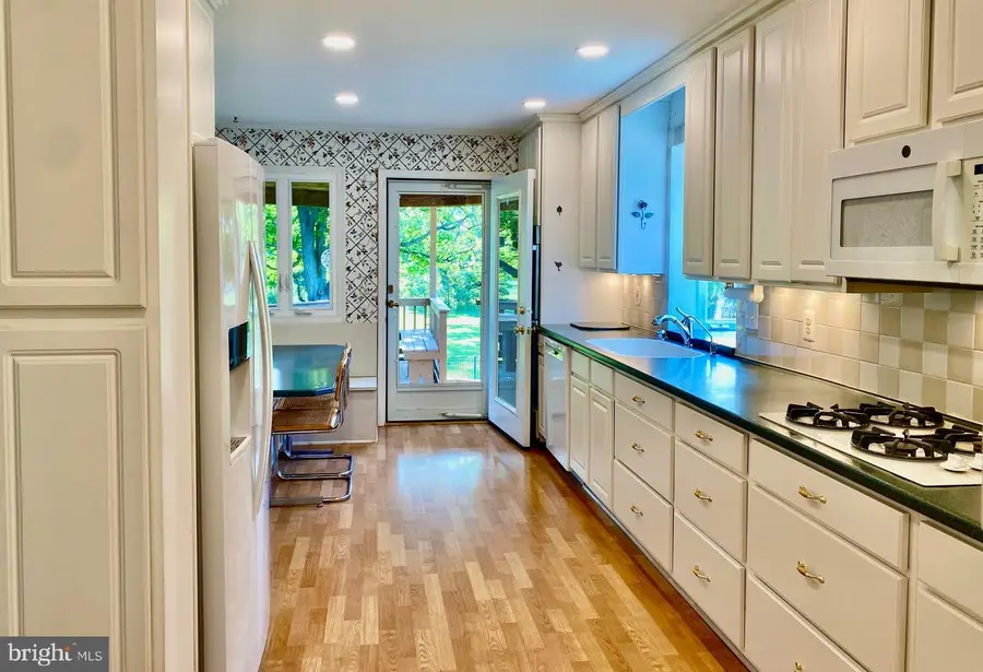 1601 Mary Ellen Ct, McLean, VA 22101 - #2