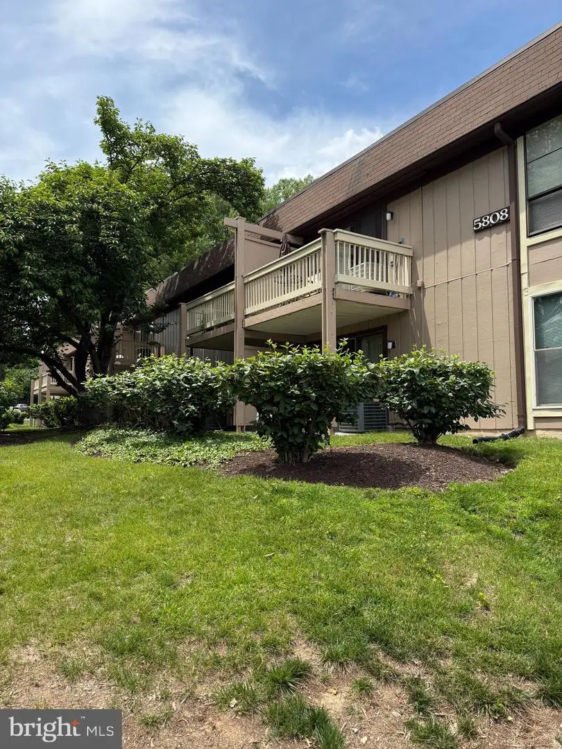 5808 Royal Ridge Dr #j, Springfield, VA 22152 - #1