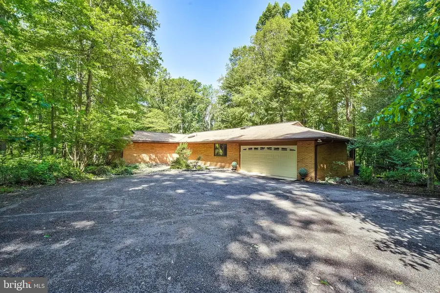 2026 Hunter Mill Rd, Vienna, VA 22181 - #2