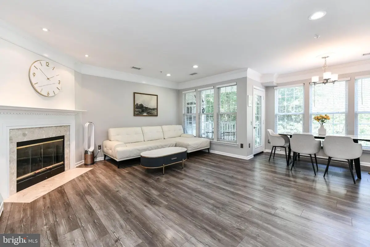 12765 Fair Crest Ct #304, Fairfax, VA 22033 - #1