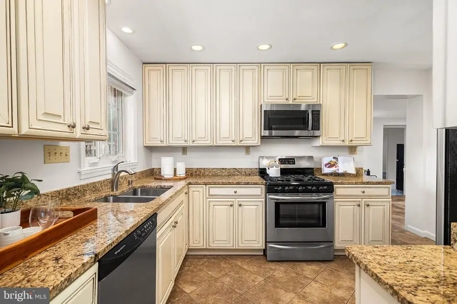 1505 Baltimore Rd, Alexandria, VA 22308 - #3