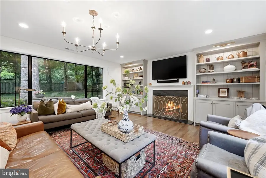 710 Live Oak Dr, McLean, VA 22101 - #3