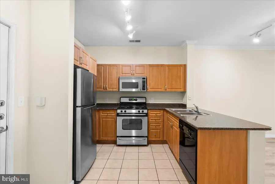 12913 Centre Park Cir #103, Herndon, VA 20171 - #3