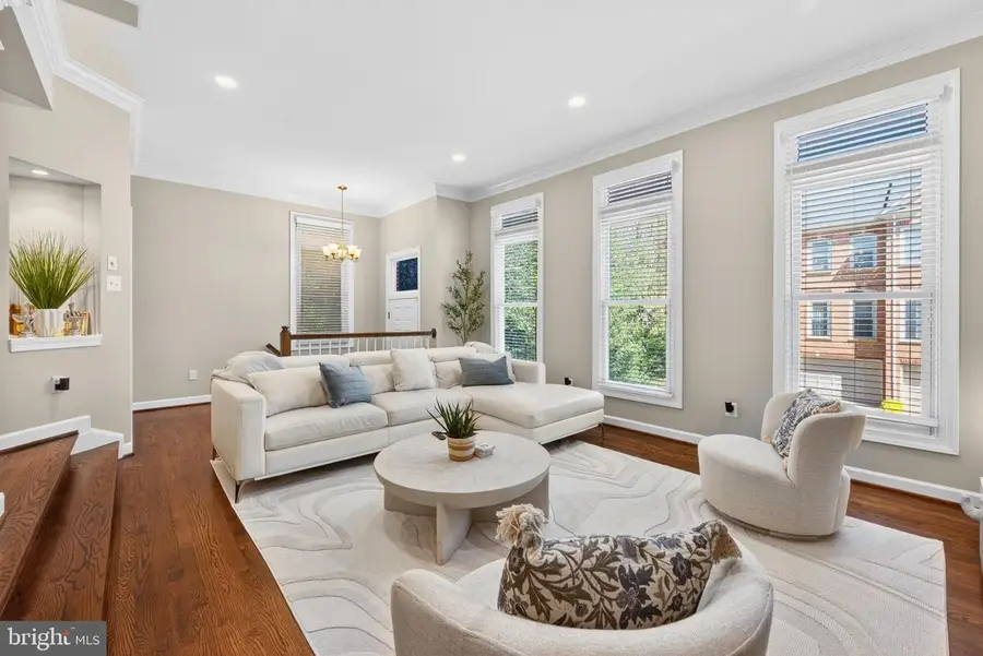 7522 Chrisland Cv, Falls Church, VA 22042 - #3
