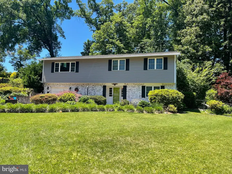 8704 Greystone Pl, Alexandria, VA 22309 - #3