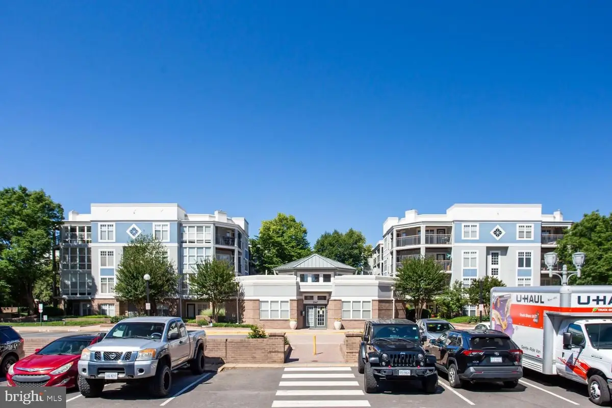 5563 Seminary Rd #406, Falls Church, VA 22041 - #1