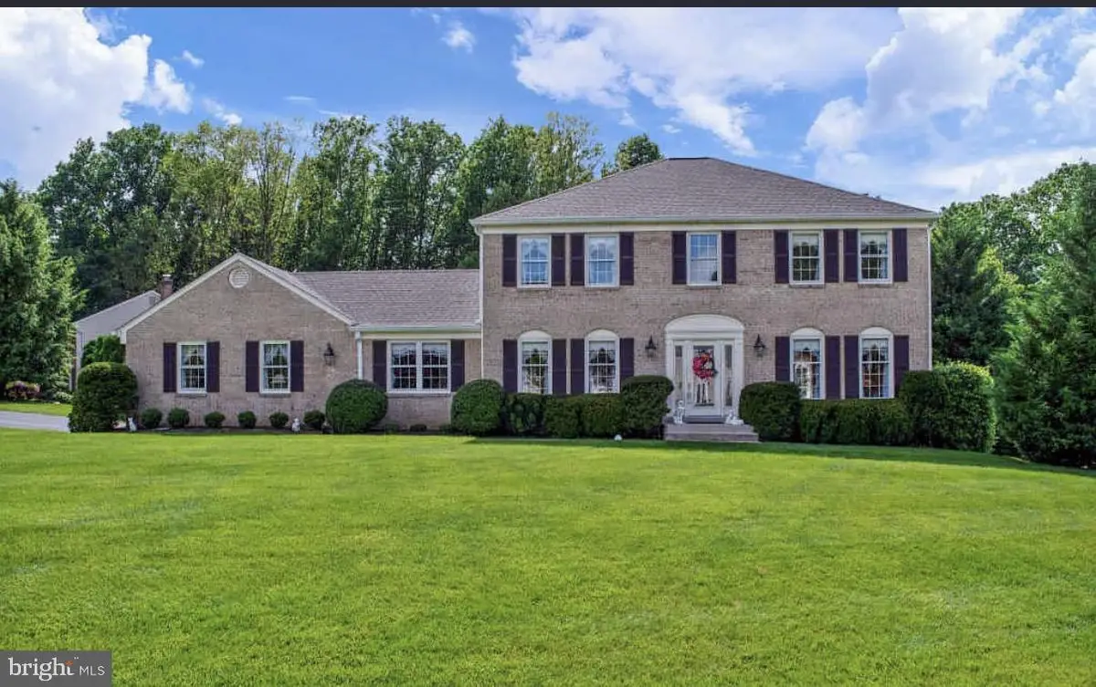 1416 Rosewood Hill Dr, Vienna, VA 22182 - #1