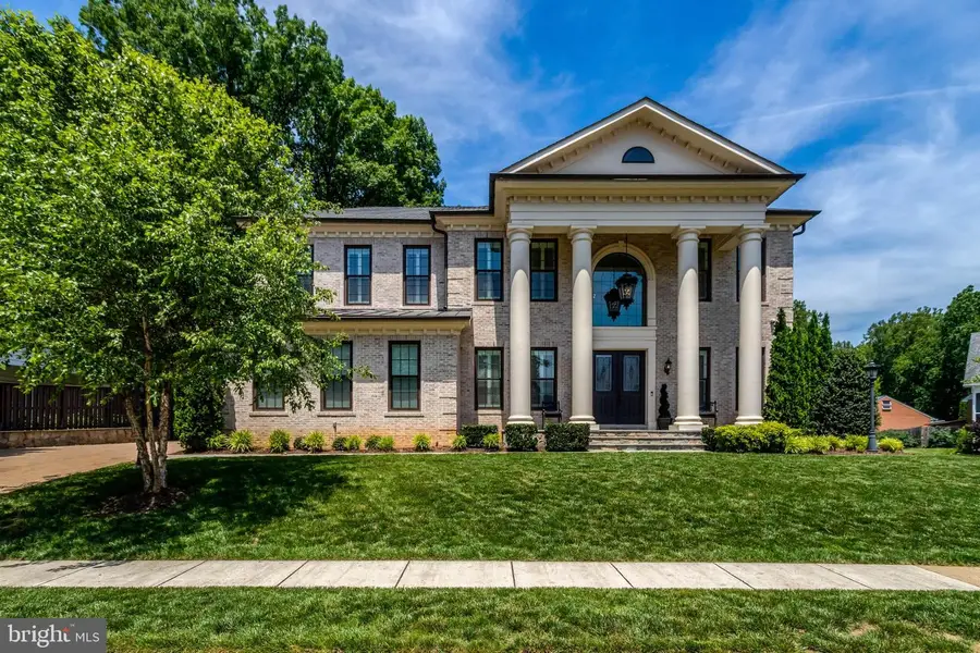 7108 Penguin Pl, Falls Church, VA 22043 - #3