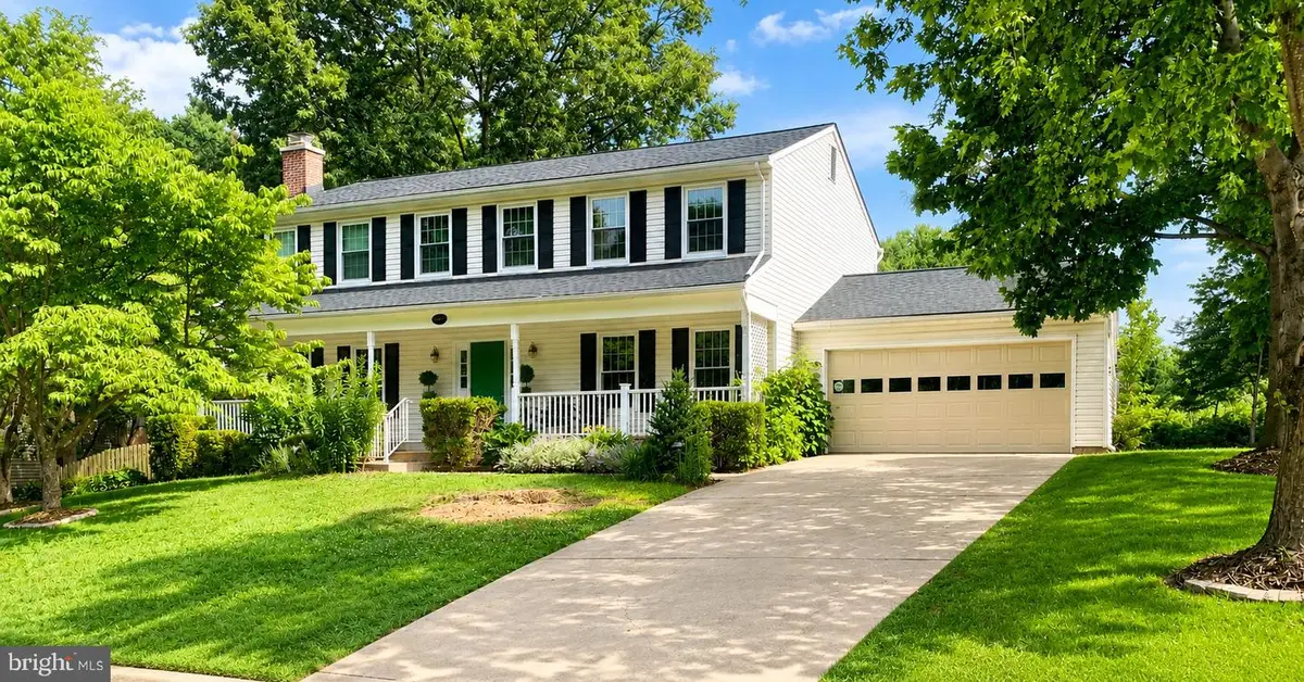 900 Barker Hill Rd, Herndon, VA 20170 - #1