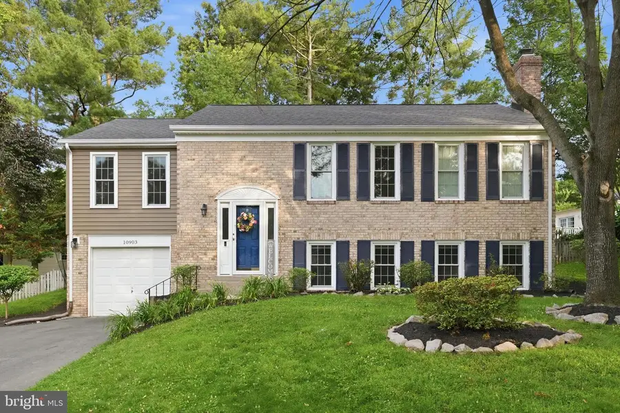 10903 Middlegate Dr, Fairfax, VA 22032 - #2