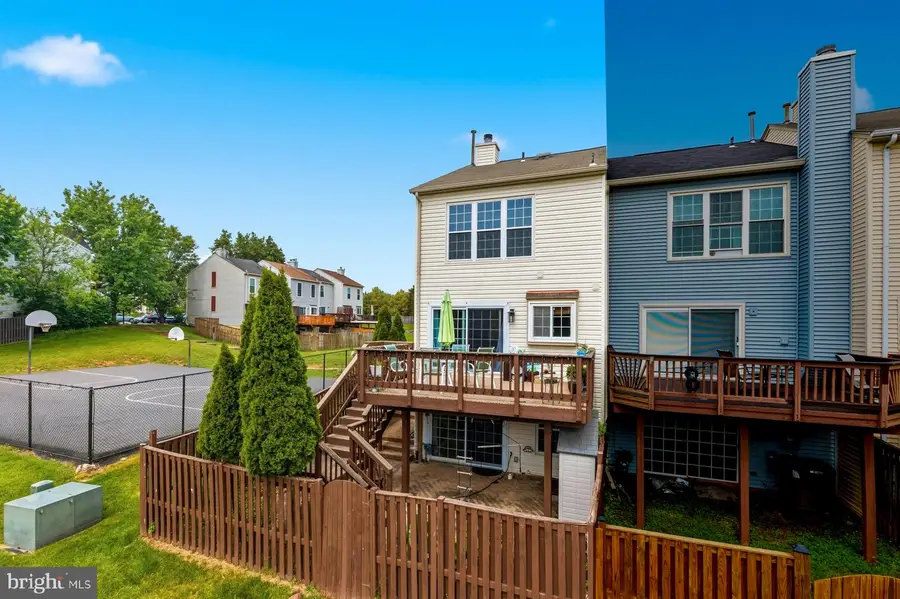 3029 Mcmaster Ct, Herndon, VA 20171 - #2