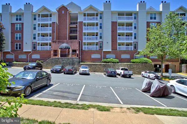 1524 Lincoln Way #211, MCLEAN, VA 22102