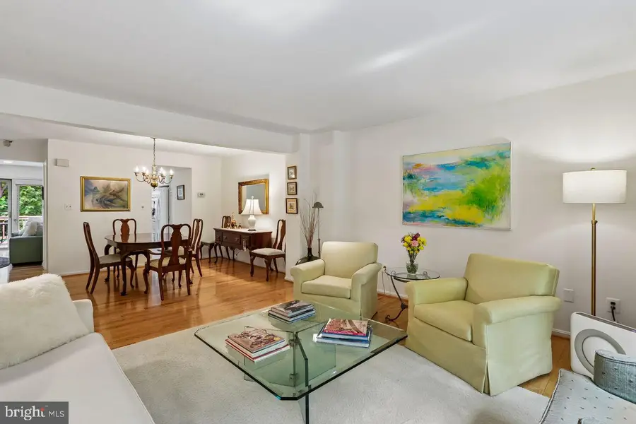 11333 Orchard Ln, Reston, VA 20190 - #3