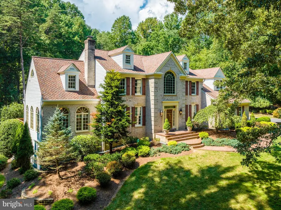 5501 W Ridge View Dr, Fairfax, VA 22030 - #3