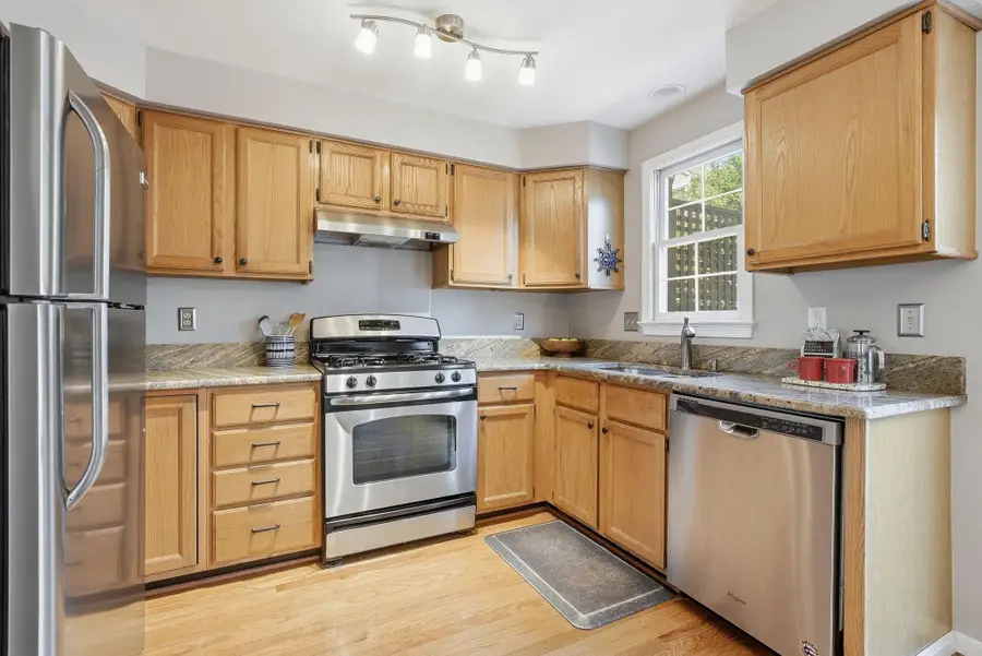 3012 Colonial Springs Ct, Alexandria, VA 22306 - #2