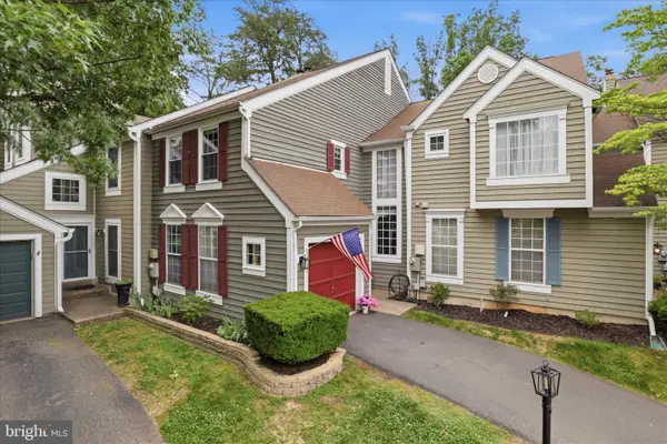 11757 Arbor Glen Way, RESTON, VA 20194