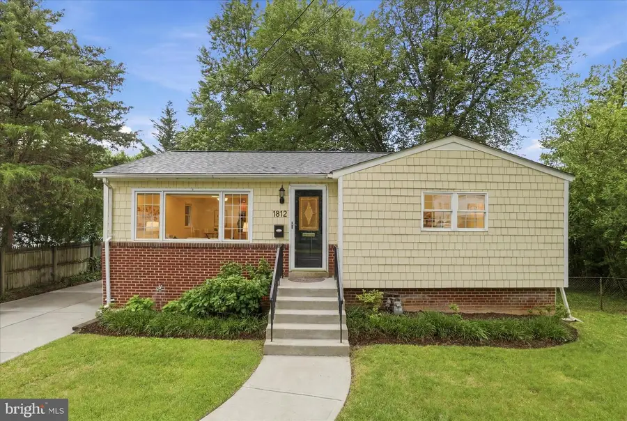 1812 Olney Rd, Falls Church, VA 22043 - #2