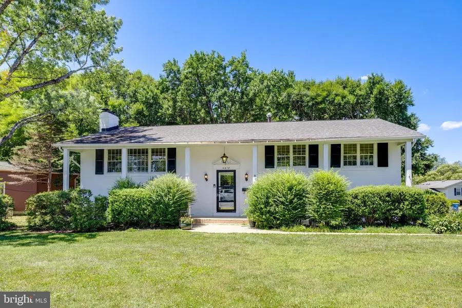 4618 Guinea Rd, Fairfax, VA 22032 - #2