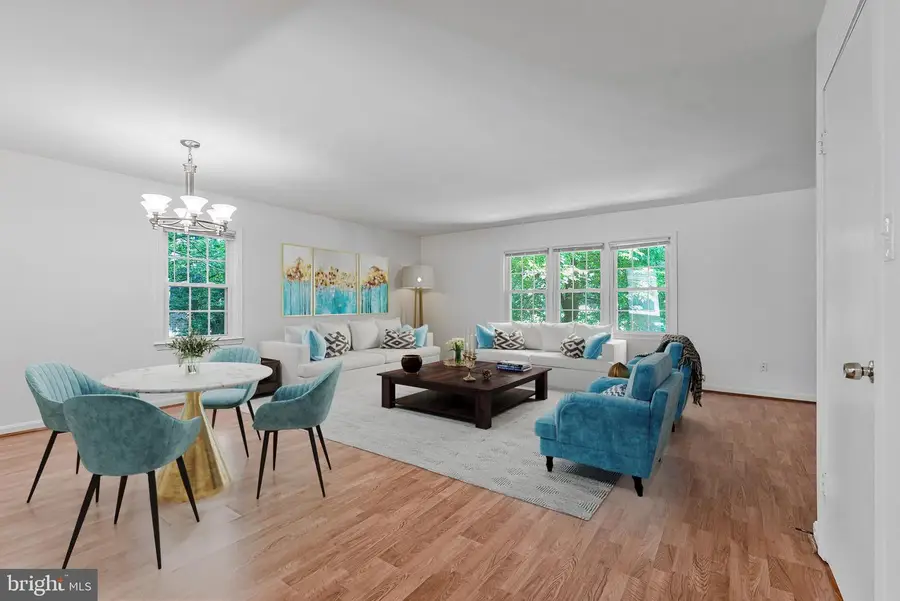 9599 Blake Park Ct, Fairfax, VA 22031 - #3