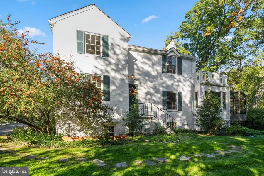 2827 Maple Ln, Fairfax, VA 22031 - #3